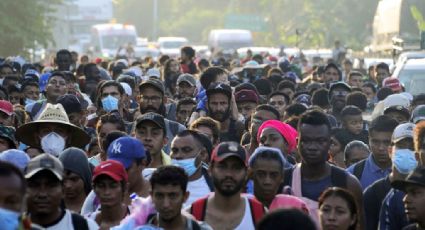 Caravana migrante: Más de 6 MIL personas retoman marcha por México hacia EU; ¿nueva CRISIS para Biden?