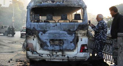 Registran al menos 4 muertos por coche bomba en el acceso al aeropuerto de Adén