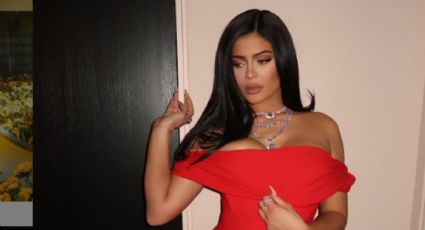 Kylie Jenner aparece con ceñida malla roja, ¡Adelantó el Halloween!: FOTOS