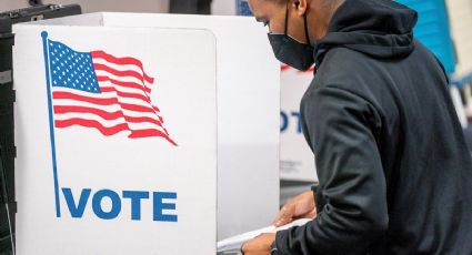 Juez de Nueva York revoca ley que permitiría votar a 800 mil inmigrantes en elecciones locales
