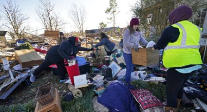 Tras tornados, Kentucky podría sufrir apagones; llevará meses restablecer la electricidad