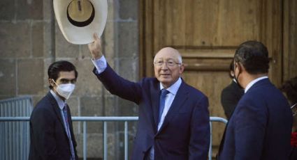 Ken Salazar, embajador de EU en México, visita a AMLO en Palacio Nacional