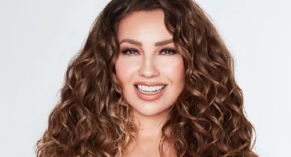 Thalía comparte la impresionante decoración navideña de su mansión mientras baila: VIDEO