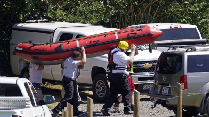 Adolescente es recatado tras caer en río; tres miembros de la familia fallecieron