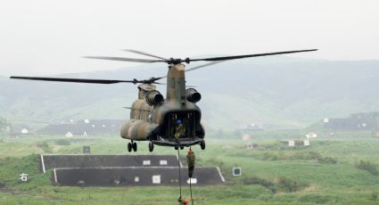 Helicóptero militar de EU aterriza de EMERGENCIA en Japón; ¿qué hacía el Ejército hasta allá?