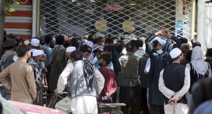 Terrible: Talibanes cierran aeropuerto de Kabul; se agota puente aéreo