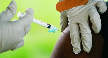¿Se aplicará una tercera dosis vs covid? FDA debate vacunación de refuerzo con Pfizer