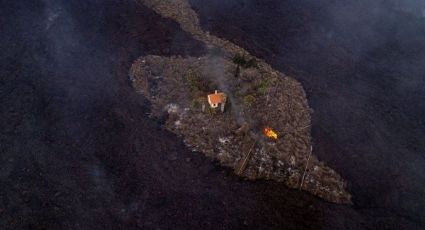 ¿Fue un milagro? Casa "milagrosa" queda intacta tras el paso de lava en La Palma: FOTO