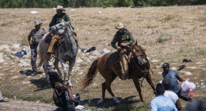 ¡Impunes! Policías a caballo que intimidaron a migrantes haitianos aún no son citados a declarar