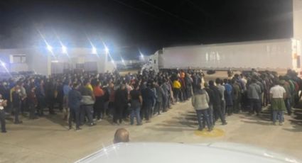 Detienen a CIENTOS de migrantes hacinados dentro de un camión en Veracruz; ¿se evitó nueva tragedia?