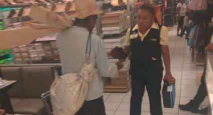 ¡Qué ternura! Abuelito va a comprar zapatos usados y le regalan unos nuevos: VIRAL