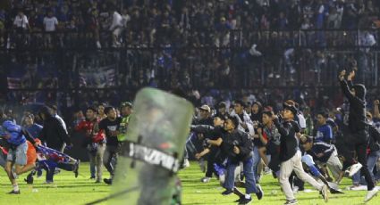 ¿Qué se sabe sobre la estampida en estadio de Indonesia que dejó casi 200 muertos? | VIDEOS