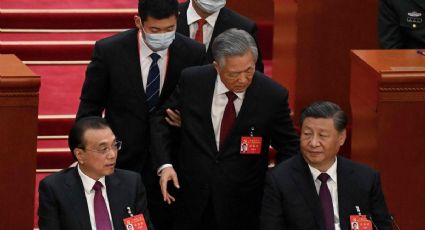 Así sacaron a la fuerza al ex presidente Hu Jintao del congreso del Partido Comunista | VIDEO