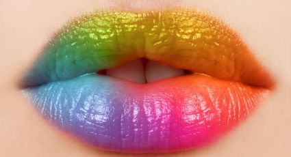 Beso arcoíris y los riesgos a la salud, según una sexóloga