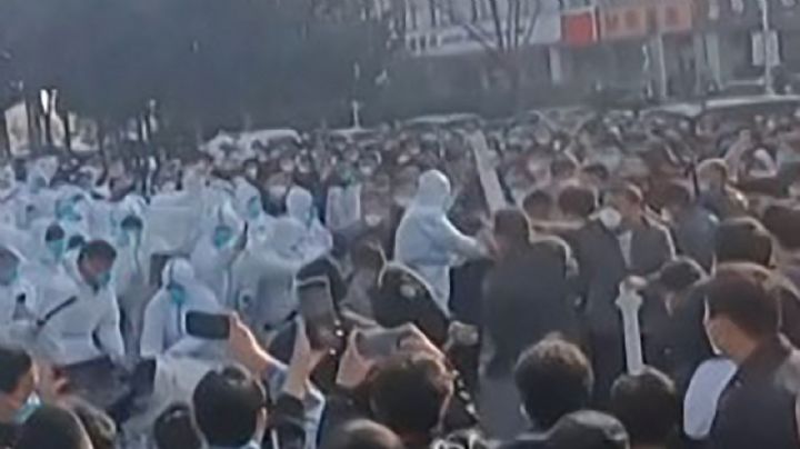 Última hora: China ordena confinar Zhengzhou tras protestas violentas en complejo industrial