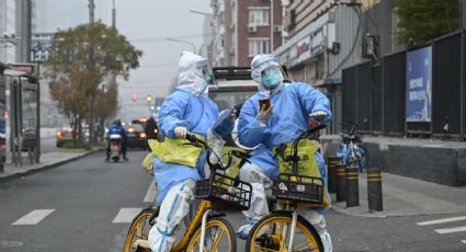 China ordena confinamiento en Zhengzhou; registra récord diario de contagios de Covid-19