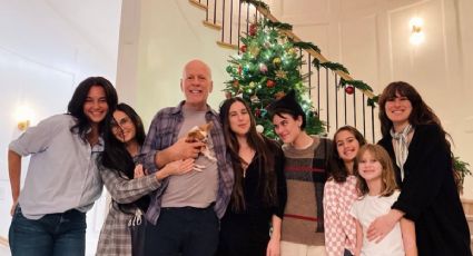 Bruce Willis adelanta la Navidad y celebra junto a Demi Moore y sus hijas