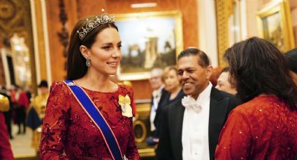 ¡Lo hizo de nuevo! Kate Middleton se roba las miradas durante cena en Palacio de Buckingham