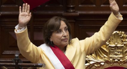 Dina Boluarte jura como presidenta de Perú; envía mensaje de conciliación y unidad