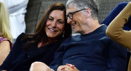 ¿Bill Gates con NOVIA nueva? Captan al magnate con una misteriosa acompañante