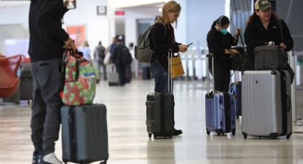 Colapsan aeropuertos de EU: hay más de 2 mil vuelos afectados por esta razón