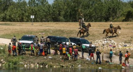 Gobierno de EUA contempla dar identificaciones a migrantes sin estatus legal