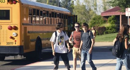 ¡Qué considerados! Escuelas de California retrasan horarios de entrada para que alumnos duerman más