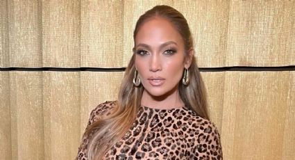 Jennifer Lopez deja muy poco a la imaginación con ATREVIDO vestido en tonalidad transparente | FOTO