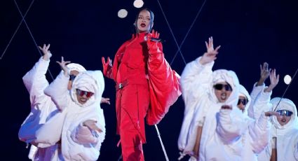 ¿Mejor que Rihanna? Se viraliza VIDEO de la traductora del show de medio tiempo del Super Bowl