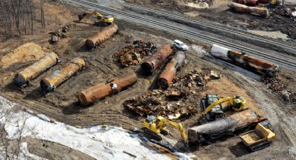 Habitantes de Ohio presentan EXTRAÑOS síntomas tras descarrilamiento de tren