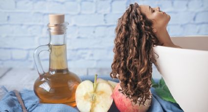 Los increíbles efectos del vinagre de manzana en tu cabello