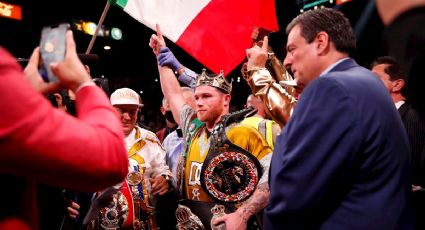 Canelo Álvarez hizo HISTORIA: es el primer mexicano que consigue TODOS los títulos de su categoría