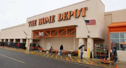 ¡Qué miedo! Realizan EXORCISMO en Home Depot y policías lo detienen