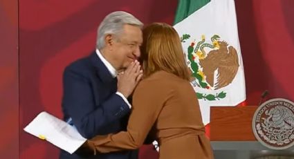 Tatiana Clouthier deja Secretaría de Economía de México; se despide entre lágrimas y AMLO le rechaza abrazo