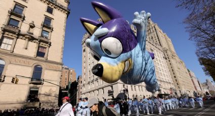 Entre globos de Snoopy y Bluey: así fue el espectacular desfile de Macy's en Nueva York