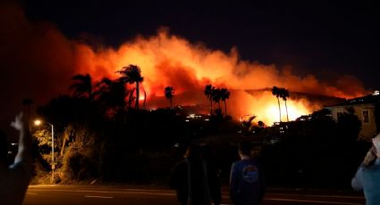 “Se supone que estamos en invierno”; Incendio en Laguna Beach obliga a residentes a evacuar: VIDEOS