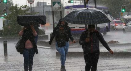 Blas ya es huracán categoría 1 y provoca lluvias torrenciales en Guerrero y Michoacán; ve trayectoria