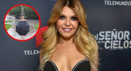 ¡Itatí Cantoral más atrevida que nunca! Posa con solo un paraguas cubriéndole el cuerpo