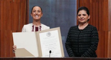 Claudia Sheinbaum recibe constancia que la acredita como presidenta electa de México