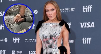 Captan a JLo tomada de la mano del mejor amigo de Ben Affleck, ¿hay romance?